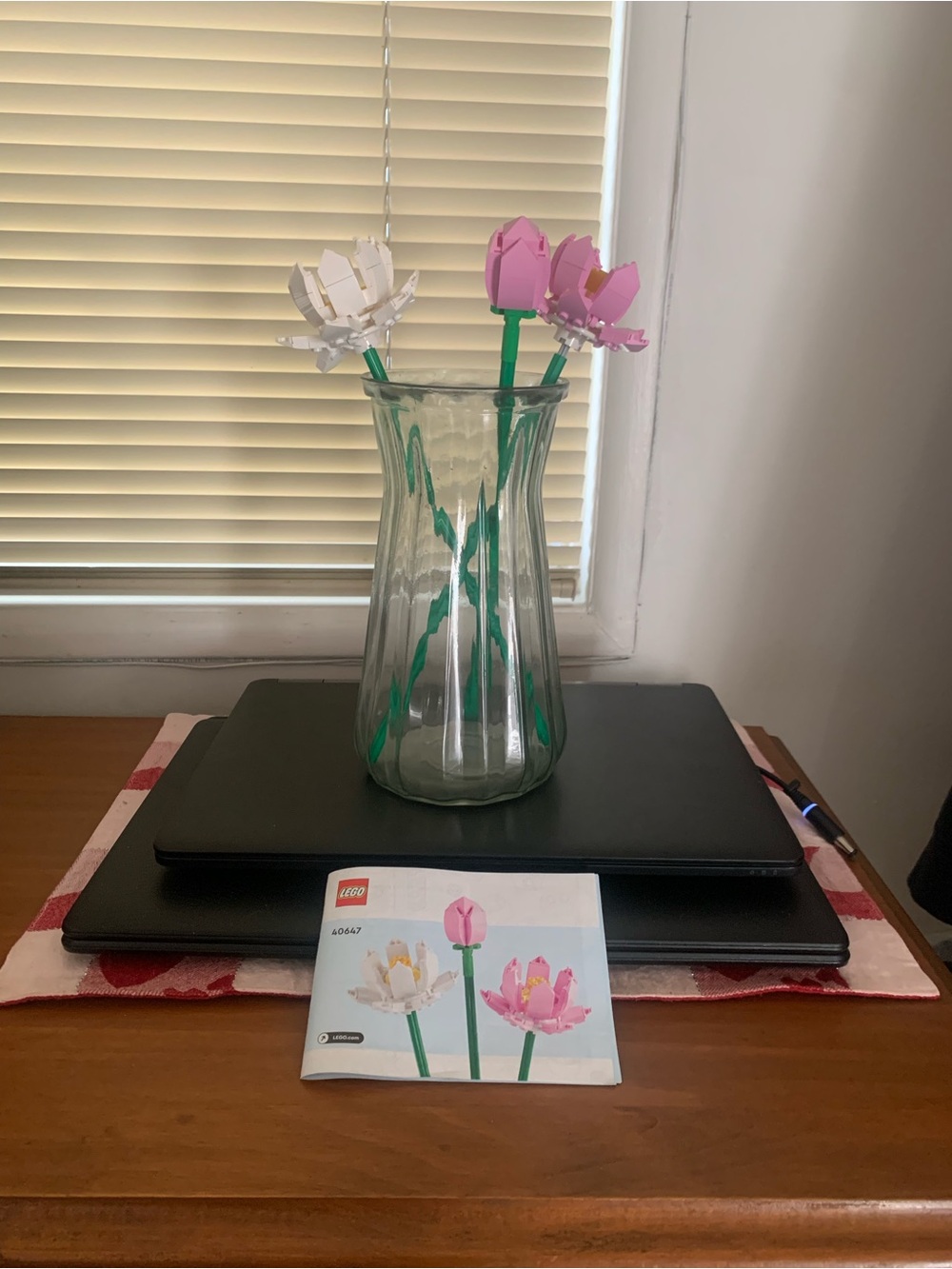 Lego Pink, White and Green Floral Stem Display